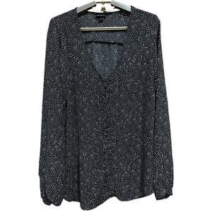 Torrid Blouse Womens Plus 1X Black White Polka Dot Button Up Office Chic V-Neck